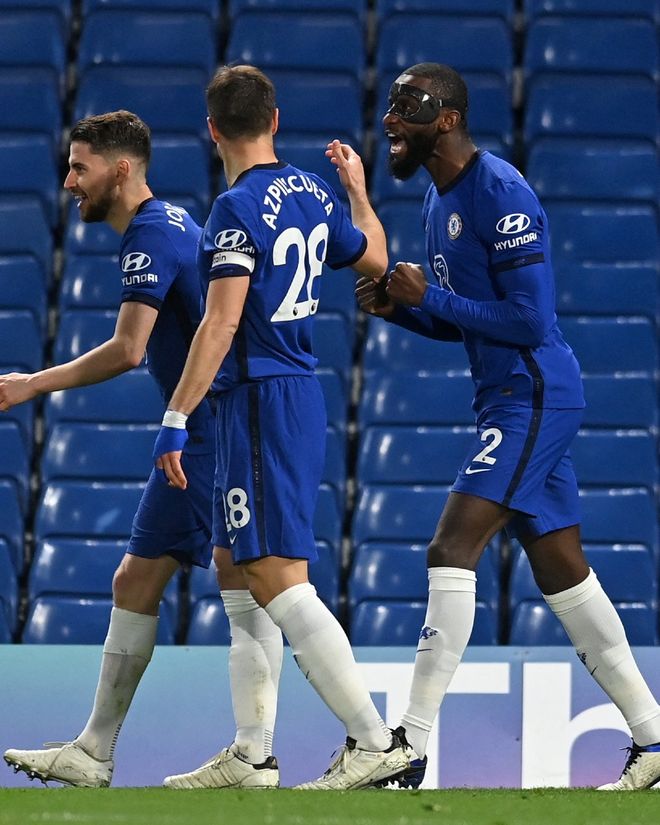 Trey Cabbage关键三分炮 巨人5比2击败养乐多｜日职