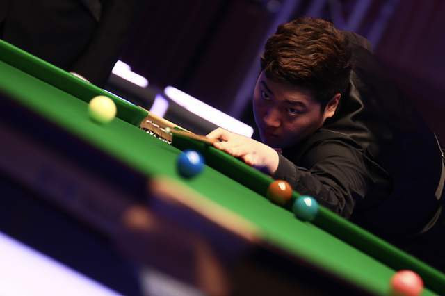 曼联新中锋8大候选解析！阿莫林嫡系已拒绝加盟，最适合之人太贵.