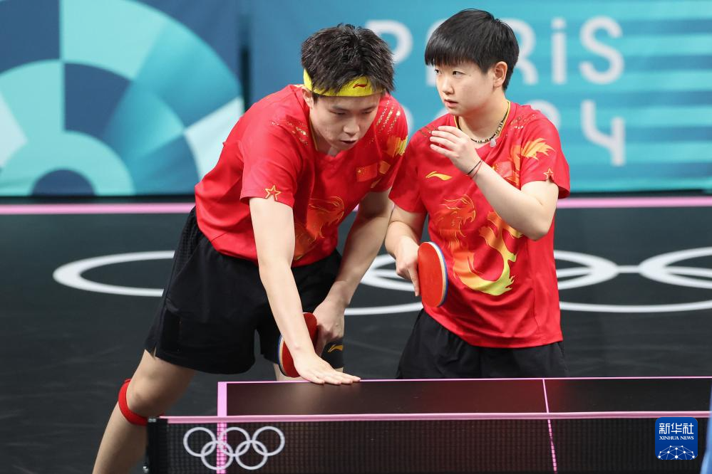 在媒体和科 在媒体和科