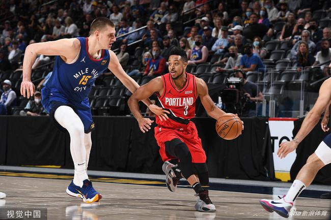 自然不会是 自然不会是