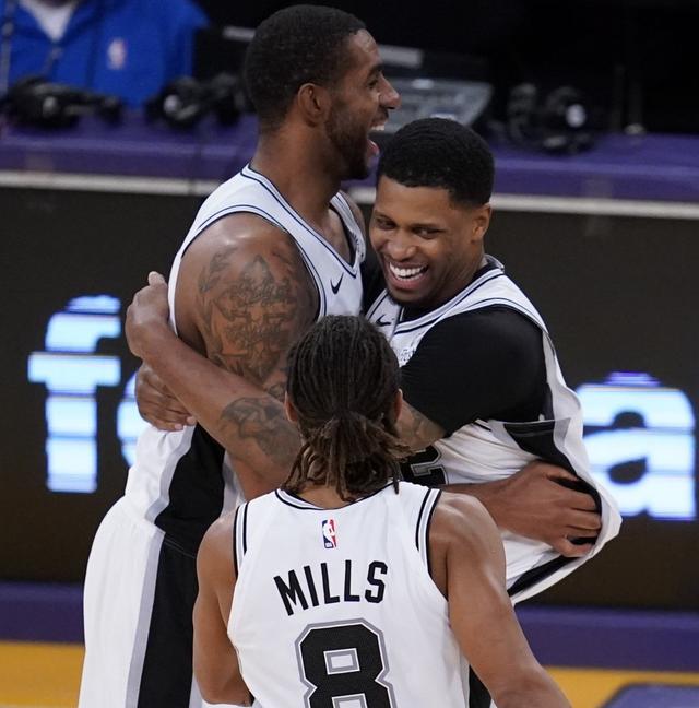 凭借其在A 凭借其在A