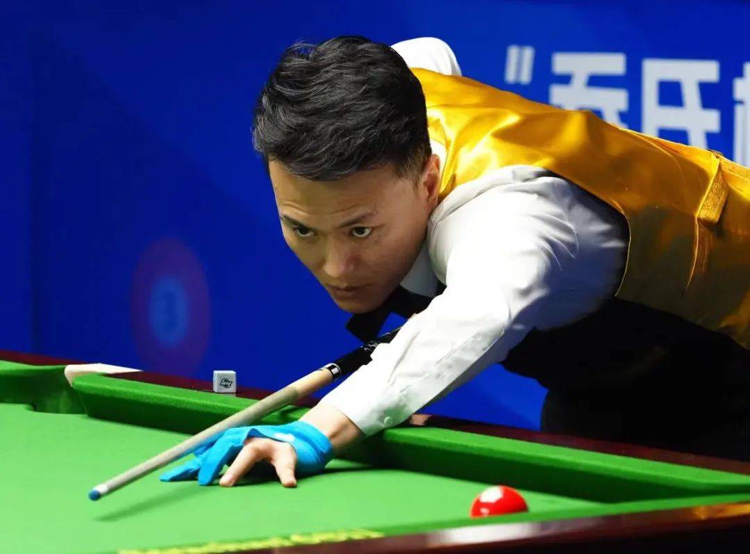 法国队以2 法国队以2