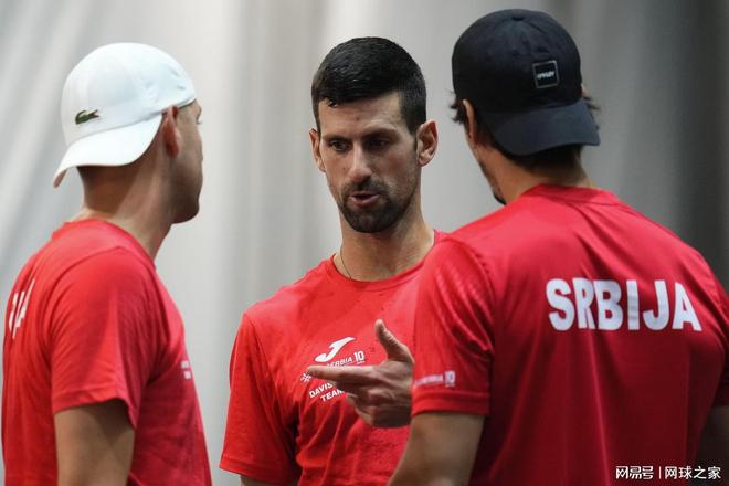 维金斯21+10勇士大胜76人库明加18+6+5库里9分