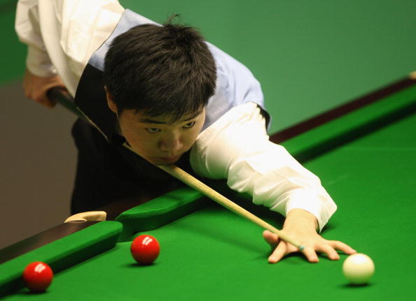 神换人！埃利奥特替补第一脚触球破门 为全场唯一射正.