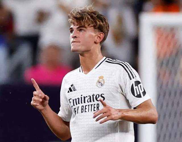 赛起就备受 赛起就备受