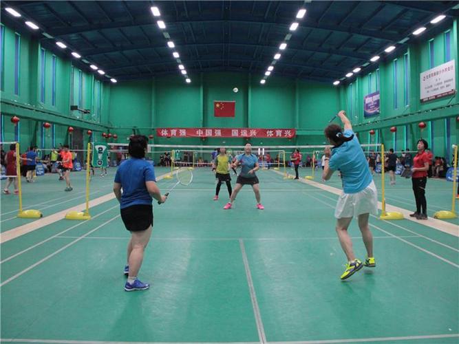 同曦官方：球队已经正式签下费尔德和考利-斯坦