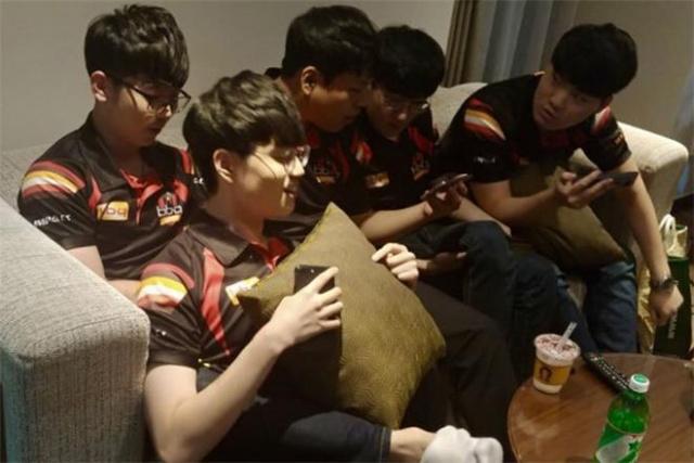 NBA最新战报：火箭队3分压制湖人 赢球=锁定季后赛 11中3+14中2打铁.